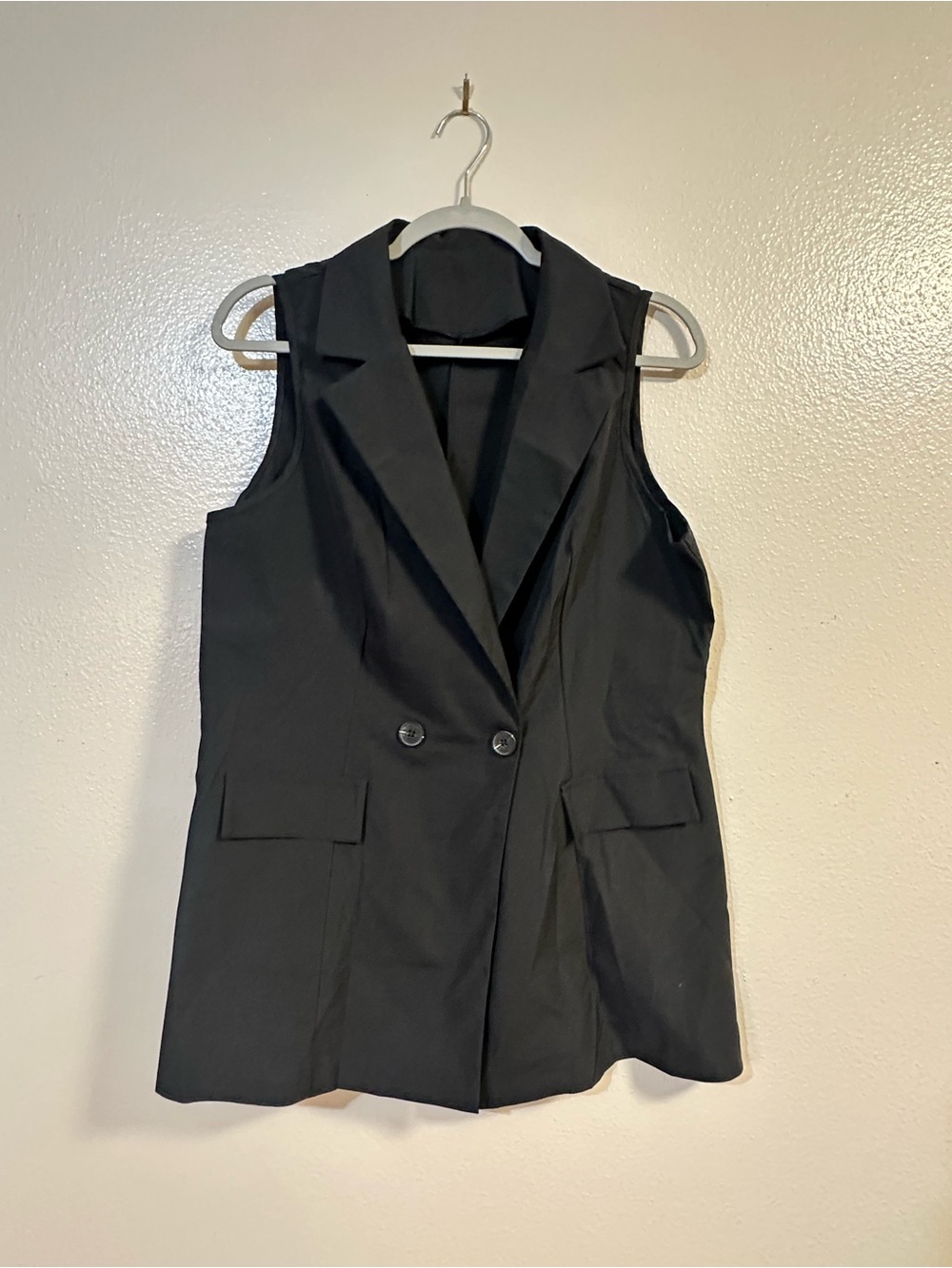 Sleeveless Black Tailored Blazer Vest